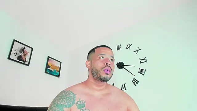 jorge_narvaezz live cam on Stripchat