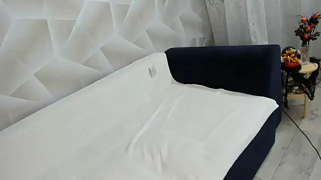 XLovely_LanaX