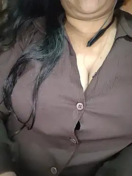 telugupravalli live cam on Stripchat