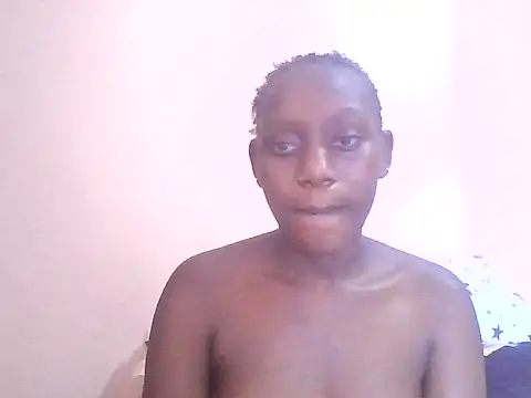 Fakama1 live cam on Stripchat