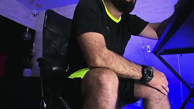 jhon_bear03 live cam on Stripchat