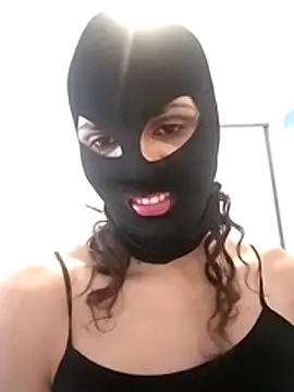 mrlolimirass live cam on Stripchat