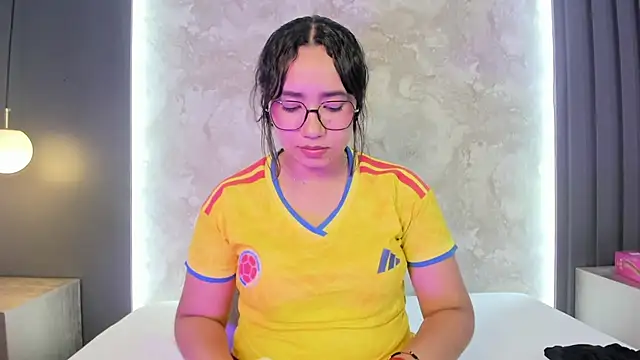 alysson_moon_