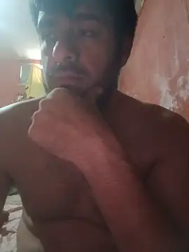 Comandante06 live cam on Stripchat