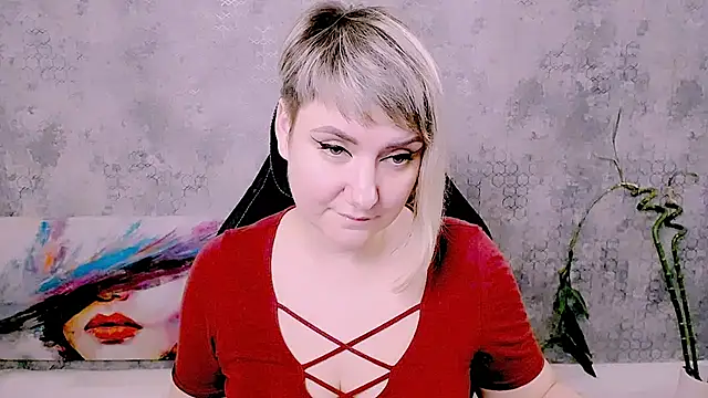 Djullia live cam on Stripchat