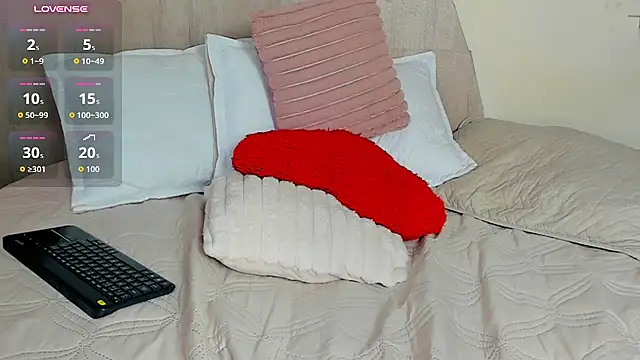 Anita23__ live cam on StripChat