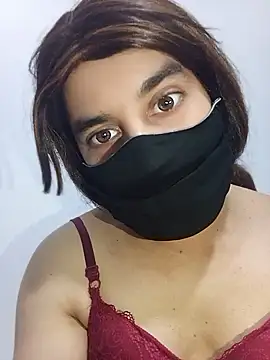 Banouti_23 live cam on Stripchat