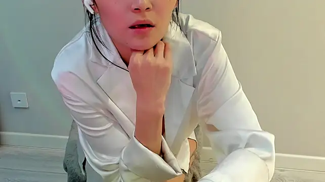 ailey_chao live cam on Stripchat