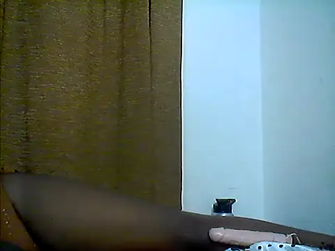 Nasty-rose1 live cam on Stripchat
