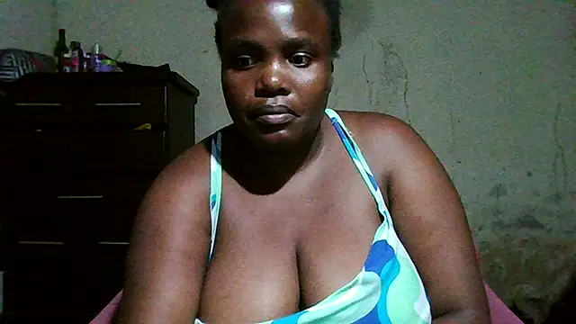 sexybigboobz live cam on Stripchat