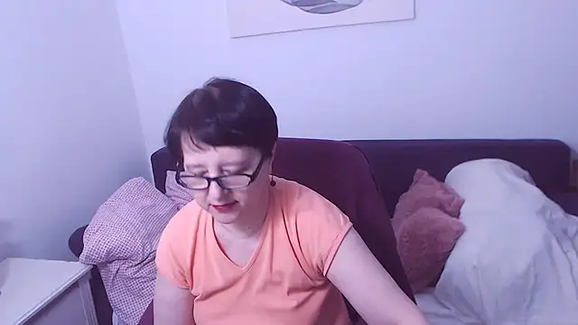 ChristaRose live cam on Stripchat