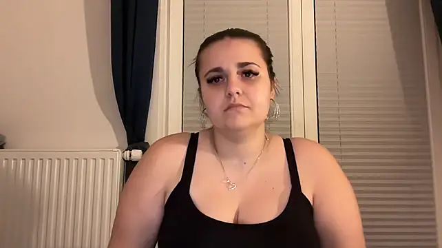 SandyFlowers live cam on Stripchat