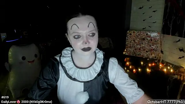 LizaGost live now