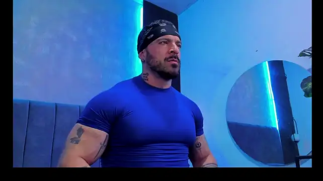 dennis__coxx live cam on Stripchat