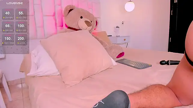 CodyTwink live cam on Stripchat