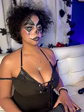 SamaraDesire live cam on Stripchat