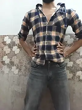 itsmemadhu2019 live cam on Stripchat