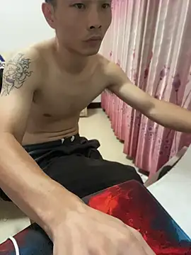 gutou001 live cam on Stripchat