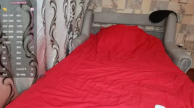 TristaDifillippo live cam on Stripchat