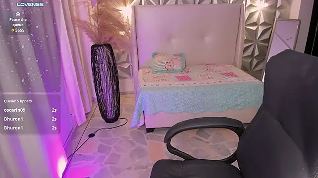 Adhara_vega