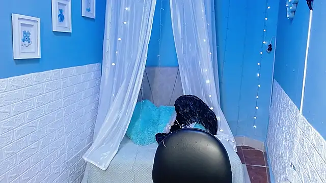hary_65 live cam on Stripchat