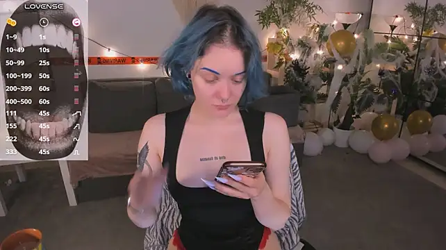 evathority live cam on Stripchat