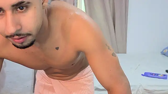 Daiki_Jack live cam on Stripchat