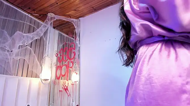 SofiCandy_ live cam on Stripchat