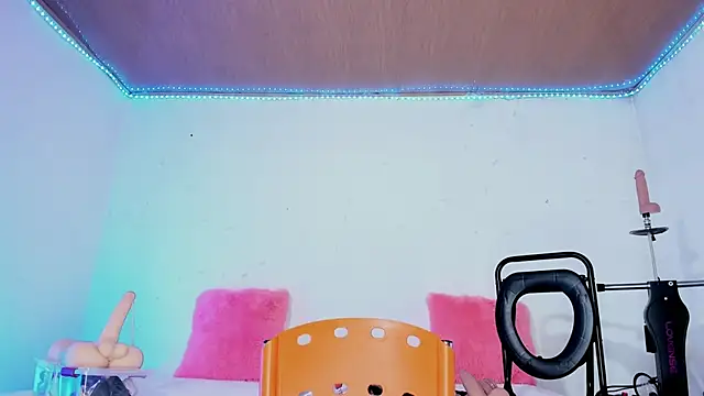 karol_stom live cam on Stripchat