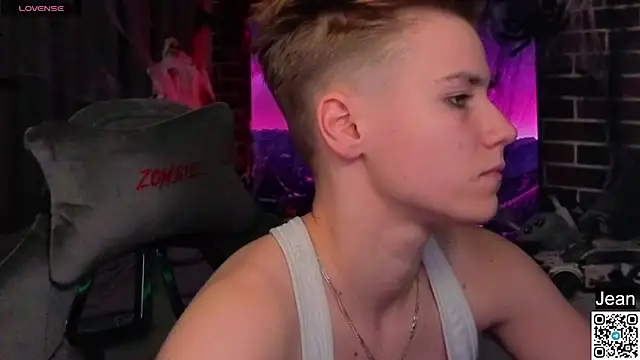 Jean_Willson live cam on Stripchat