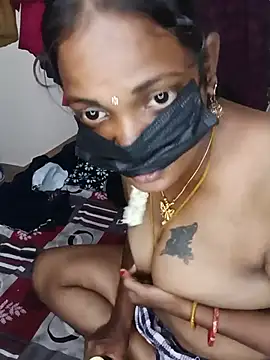 KadhalArasi webcam