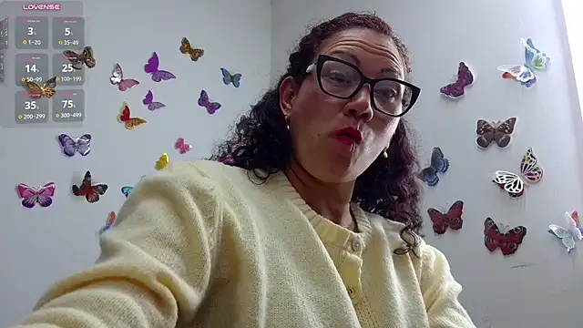 TifanyQueen_的直播畫面
