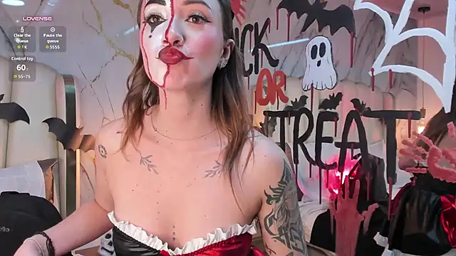 Hannah_Lane的直播畫面