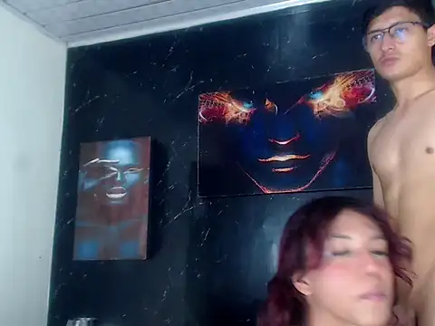 CamAndOfficial live cam on Stripchat