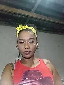 MiZzCreatorFiestyQueen webcam