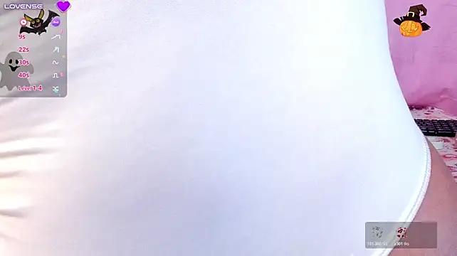 LyndaZoe