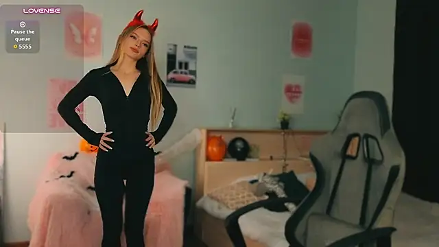 evamoonis