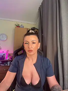 Hotangel75 webcam