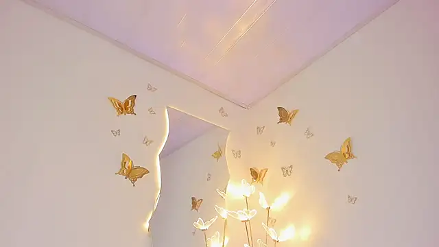 ArohomLester_