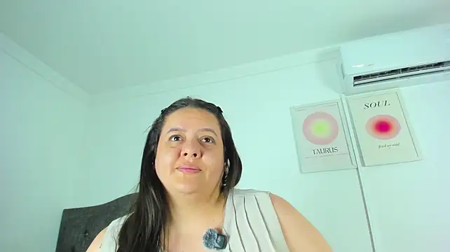 MartinnaCooper_ live cam on Stripchat