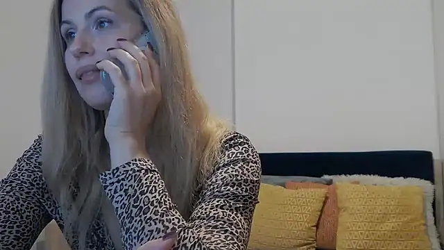 Lika_Soul live cam on Stripchat