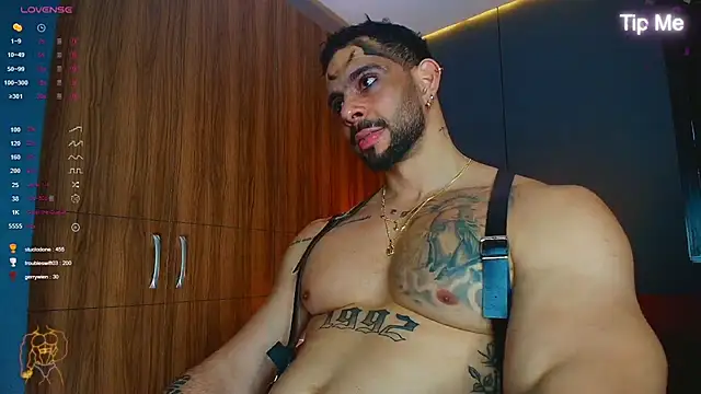 massimo_visconti live cam on Stripchat