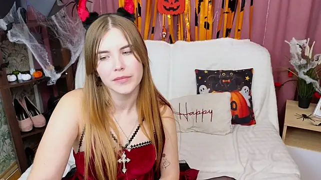 EmilyCuper_ live now