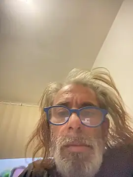 crisfootlicker live cam on Stripchat