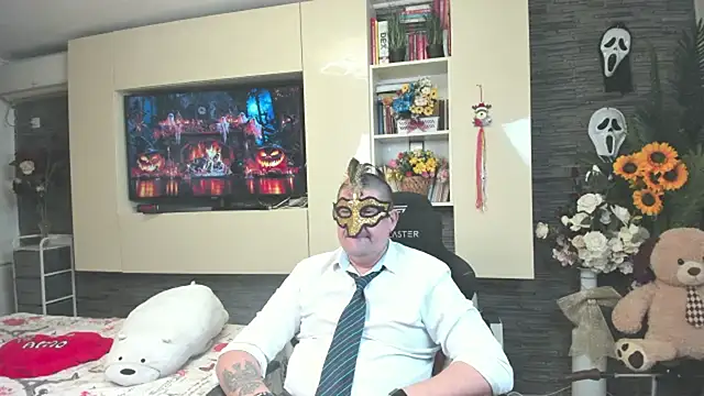 SpartacusDaddy48 live cam preview