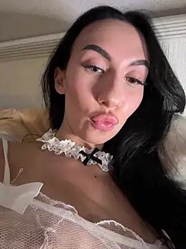 YourfavNicole