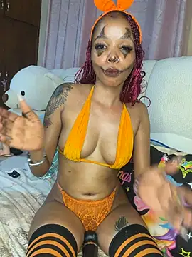 sexy_smiley live cam on Stripchat