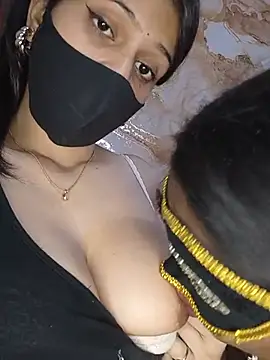 CHOCO-DELIGHT live cam preview