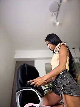 alana_salazar