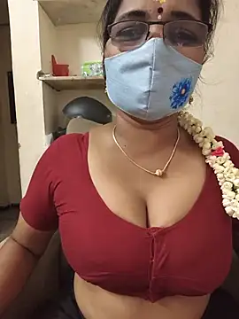 Tamilyazhini19